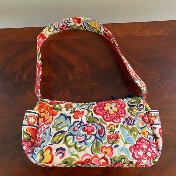 Vera Bradley Hope Garden Maggie Hobo - Retired Pattern - Picture 3 of 12